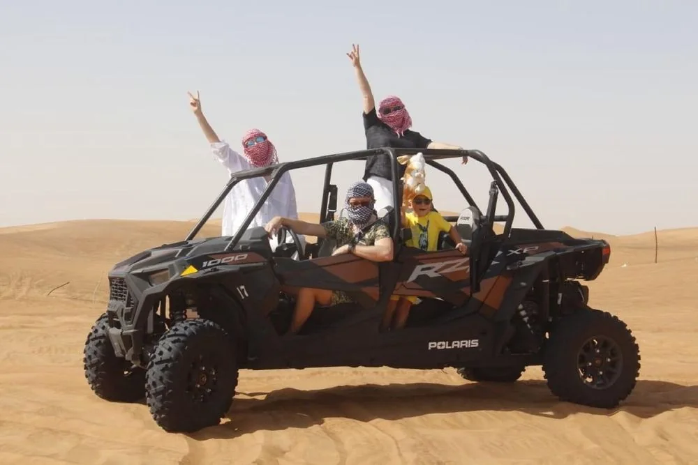 Polaris RZR 1000cc · 4 Seater